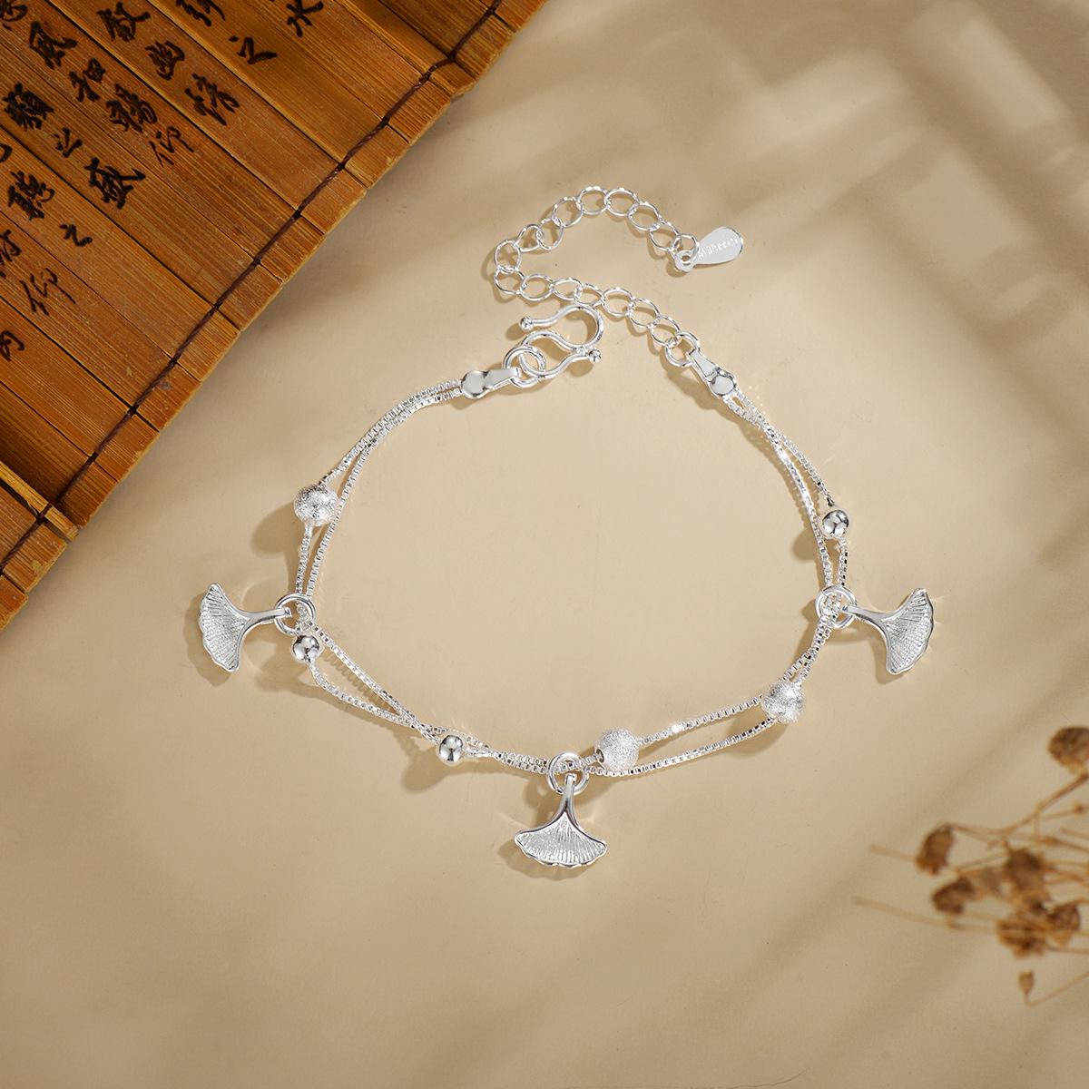

Sincere Luck Double Layer Ginkgo Leaf Bracelet with Transfer Beads - Unisex Fashion Jewelry