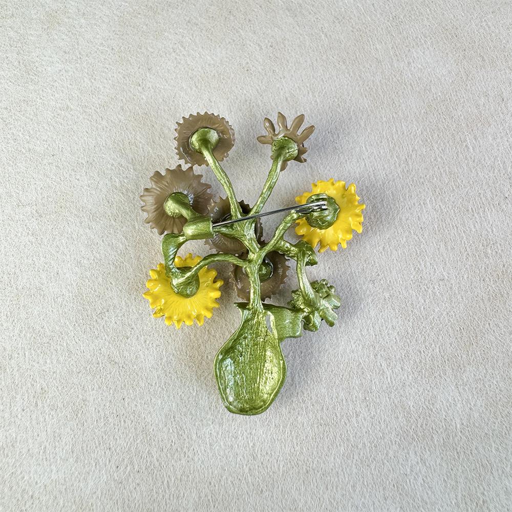 Enamel Flower Brooches for Women Unisex Van Gogh Sunflower Vase Pins Office Gifts Party Birthday Collect Ornaments Accessories