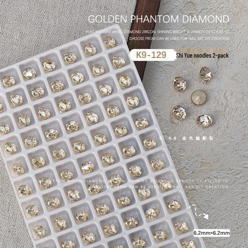 

K9 Нейл-арт: Асимметричные стразы АБ в форме сердца и квадрата, набор 2 шт.