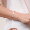 Identifikations-ID-Armbänder sind gravierbare Namensschild-Stab-Bolo-Armbänder für Frauen, verstellbar aus Sterlingsilber .925