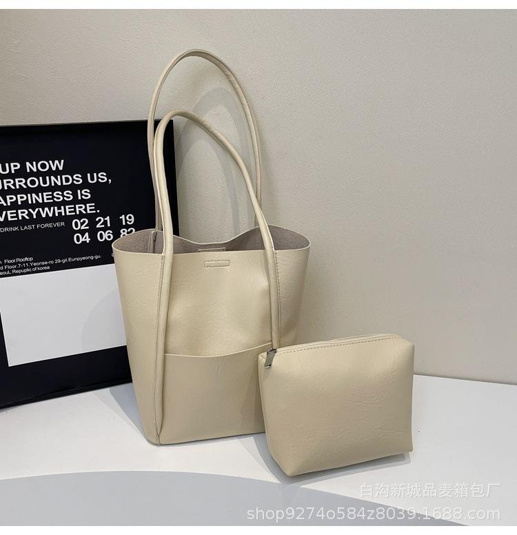 

2025 simple new women s bag casual solid color underarm bag women s commuting large-capacity tote bag mother and child shoulder bag off білий колір