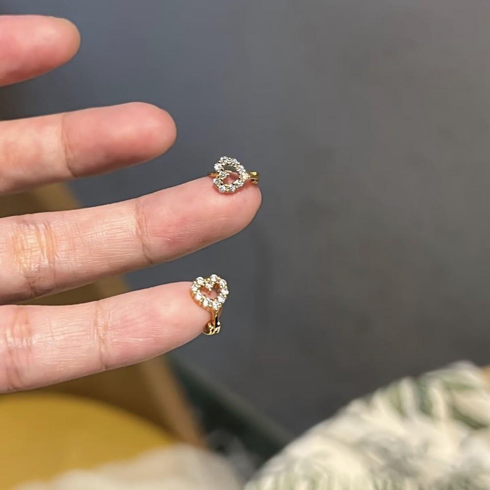 Shiny Heart Stud Earrings Sparkling Ear Buckle Luxury Rhinestone Hoop Earrings Female
