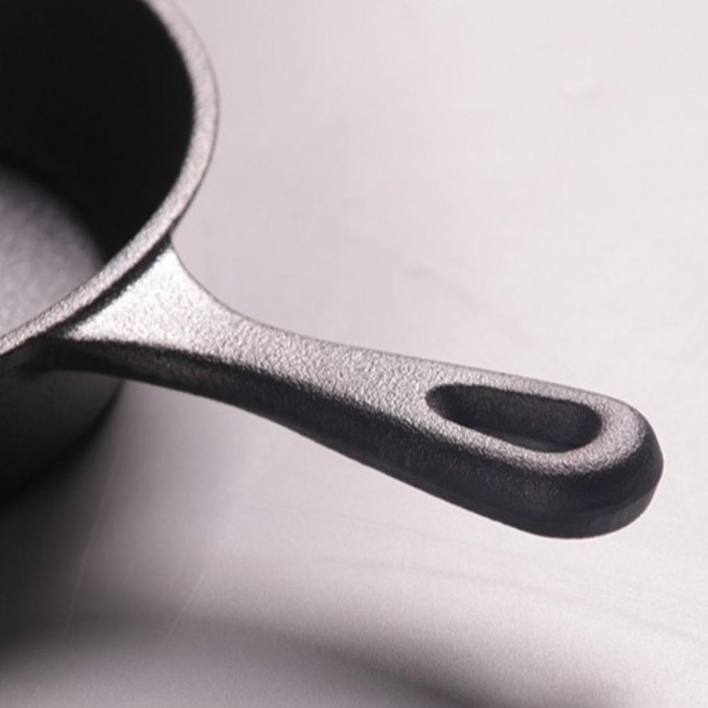 10/14/16/20/26cm Cast Iron Skillet Pre-Seasoned Breakfast Pan Black Mini Omelette Pan  Cooking Eggs