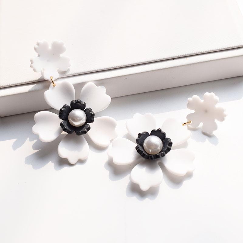 Elegant Korean Dongdaemun Trendy Large Dangle Earrings for Women - Street Style Internet Celebrity Fashion