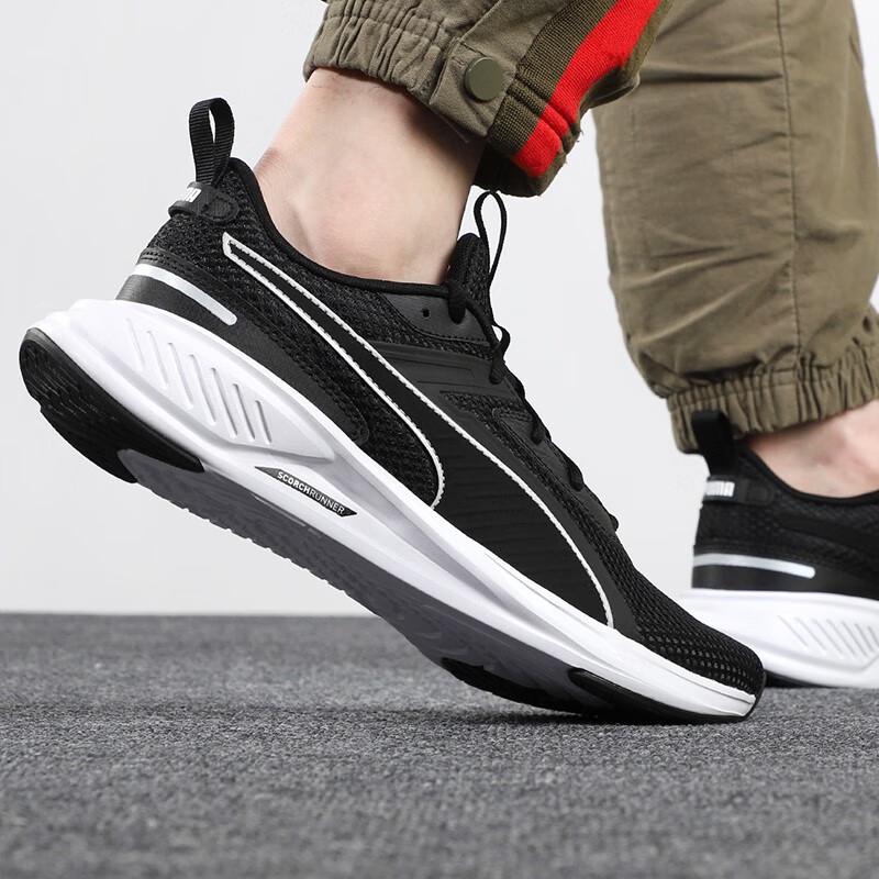 PUMA Scorch Runner Unisex Running Shoes
