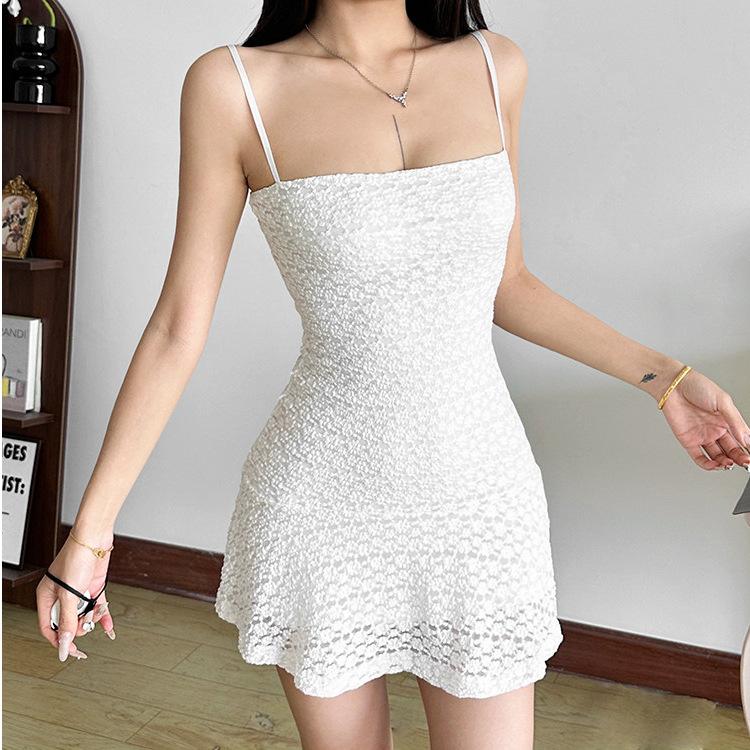 Innocent girly feeling white texture slim fit and thin suspender dress pinched waist versatile summer short dress