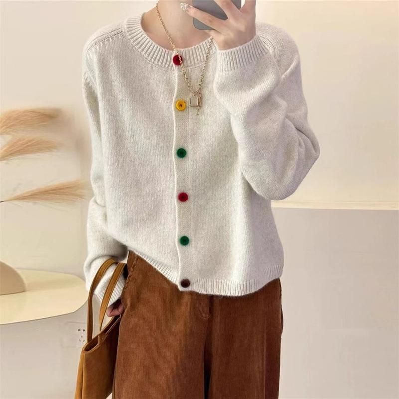 Herbst und Winter Alterungsfarbe Schnalle Pullover Damen Locker Sanfter Wind Rundhals Kurz Gestrickte Strickjacke Jacke