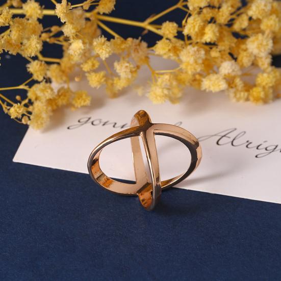 4Pcs X Shape Scarf Rings Camellia Faux Pearl Scarf Clips Metal Scarfs Clasp Holder Buckles for for Women Silk Scarves Shirts Shawls