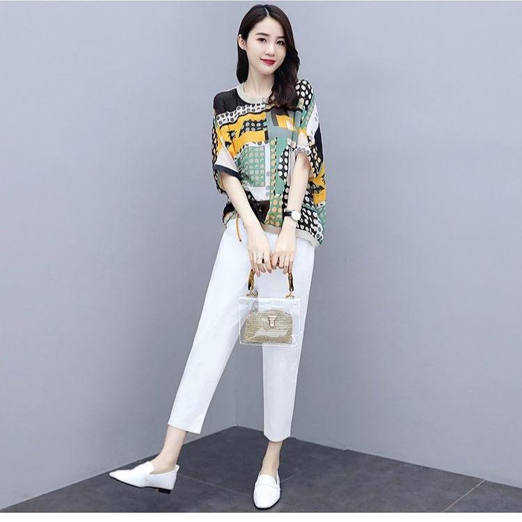Women's Plus Size Casual Stylish Two-Piece: Five-Sleeve Print T-shirt & Nine-Point Pants Set
