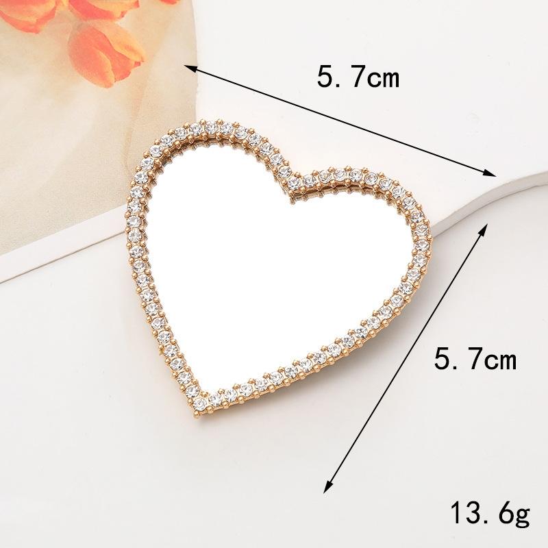 Sense of Advanced Butterfly Heart Shaped Girls Gem Make Up Mirror Liquid Metal Style Women Mini Portable Handheld Mirror