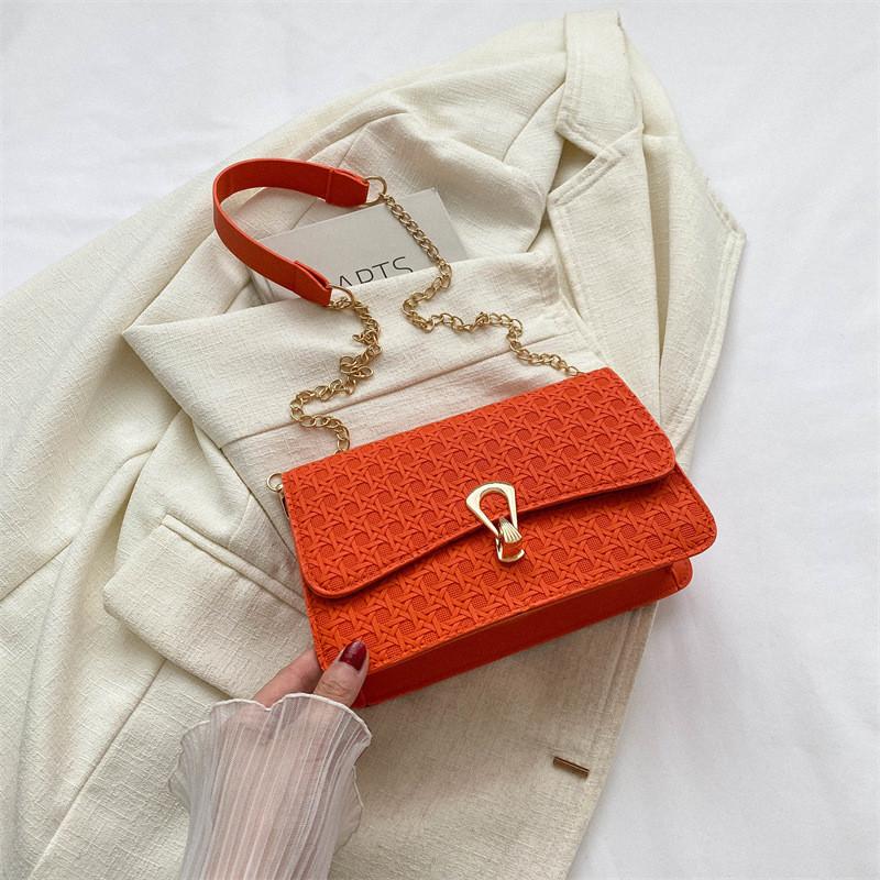 Fashionable Simple Shoulder Bag For Women Perfect For Casual Commuting Stylish Trendy Square Design