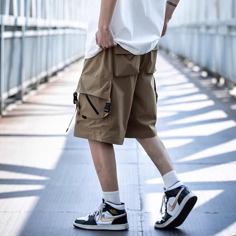 AOGZ Men's Multi-Pocket Techwear Cargo Shorts