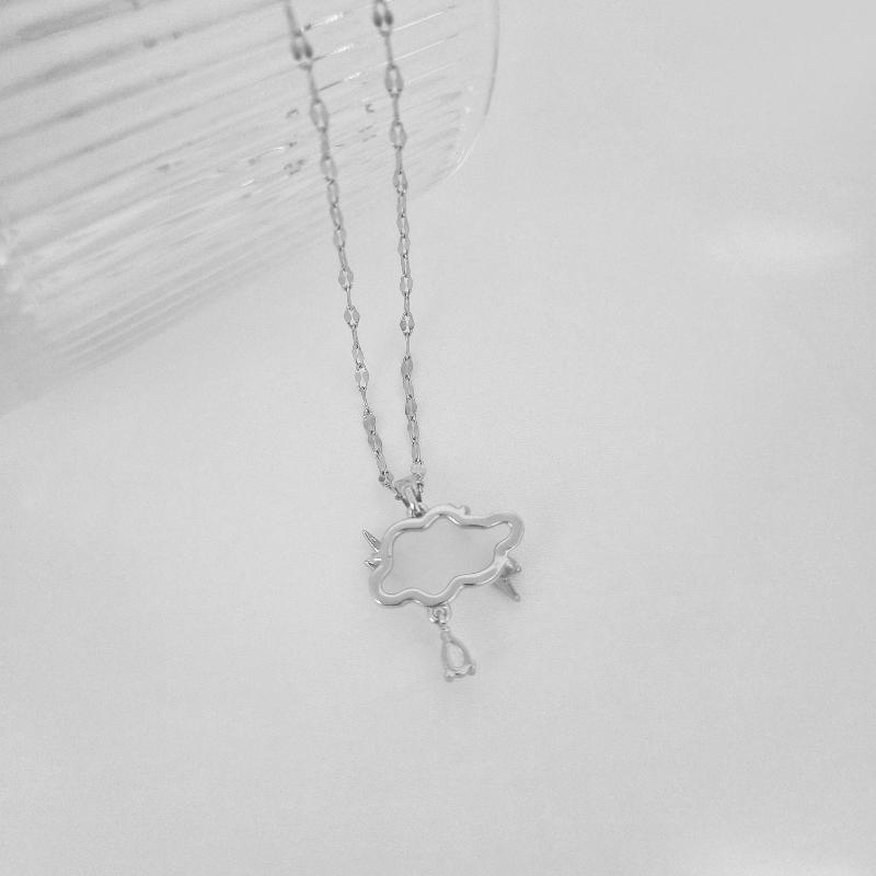 1 Stück Mode transparente matte Wolkenblitz-Halskette Damen Nischen-Design Hochwertige Schlüsselbein-Kettenhalskette Schmuck