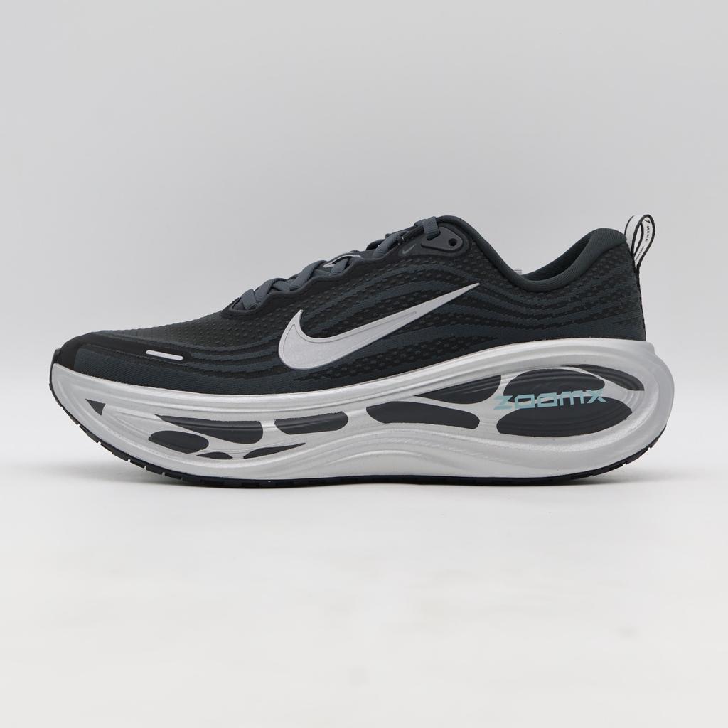 IM6011-060 Nike Vomero Plus Anthracite Cannon White Reflect Silver (Men's)