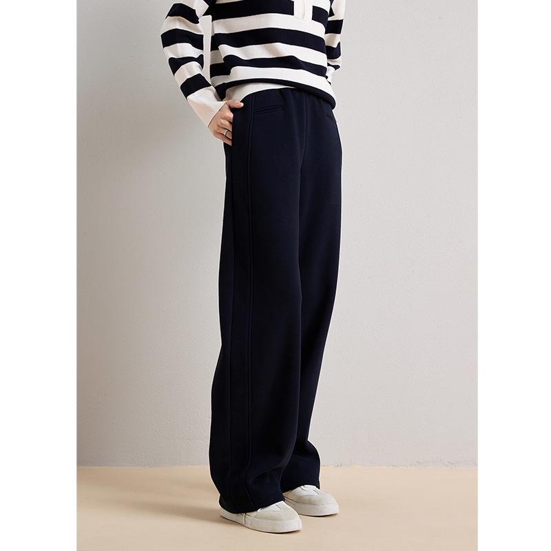 2025 Autumn/Winter Navy Blue Drapey Straight-Leg Women s Casual Trousers with Elegant Velvet Texture Medium темно-синий