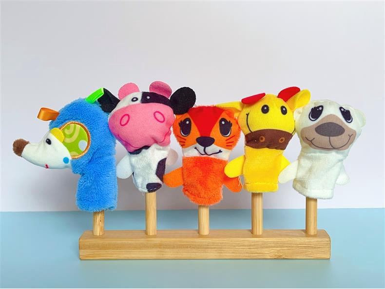 Animal Finger Puppet Display Rack for Kindergarten and Dollhouse Language Areas