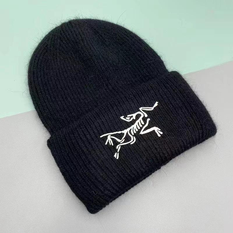 Rabbit Hair Warm Cold Hat Fashionable and Versatile Autumn and Winter Pullover Knitted Hat Men and Women Cold-proof Wool Hat