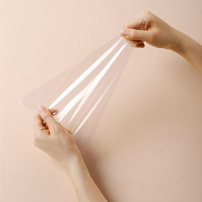 Disposable Pastry Bags with Piping Nozzles