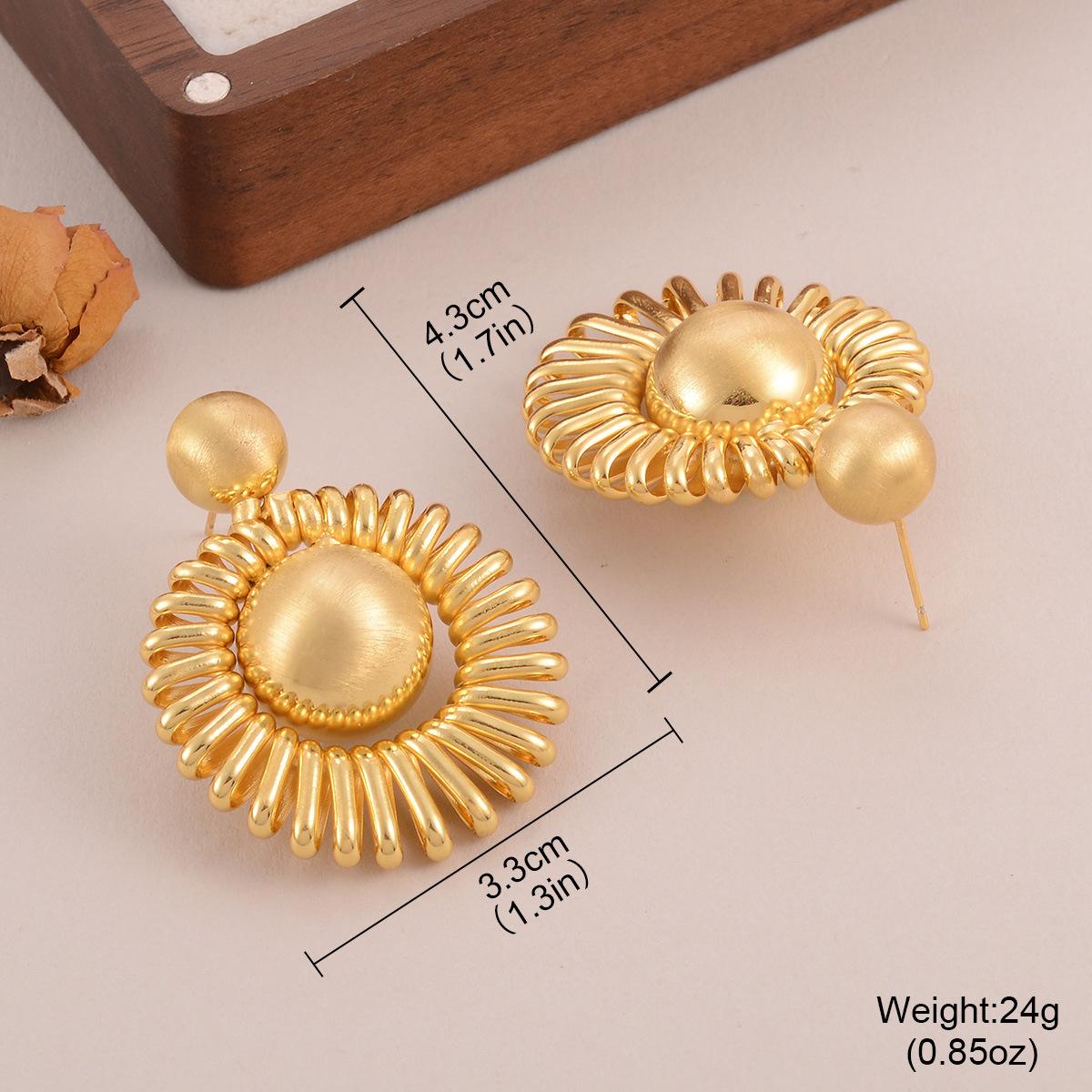 European and American exaggerated retro style metal sun distorted geometric earrings popular versatile ins style simple earrings