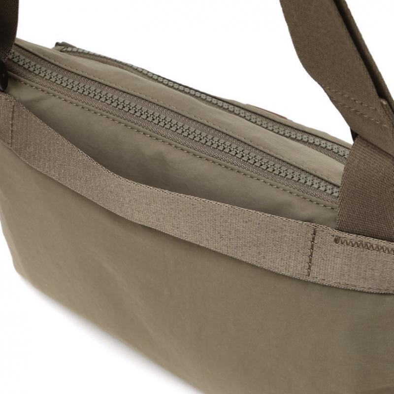 Daks Khaki Ultra Light Mini Crossbody Bag Dbba6eg12i2