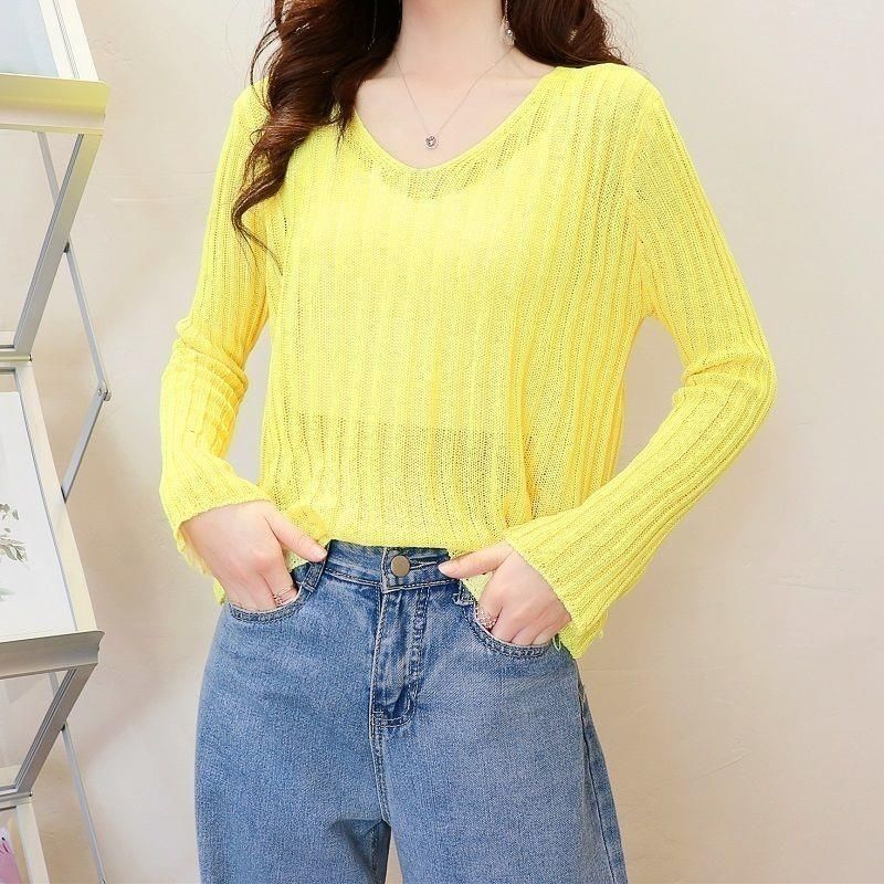 Autumn Women's Korean Version V-neck Hollowed Out Long Sleeved Knitted Sweater Loose and Fashionable Pure Short Top