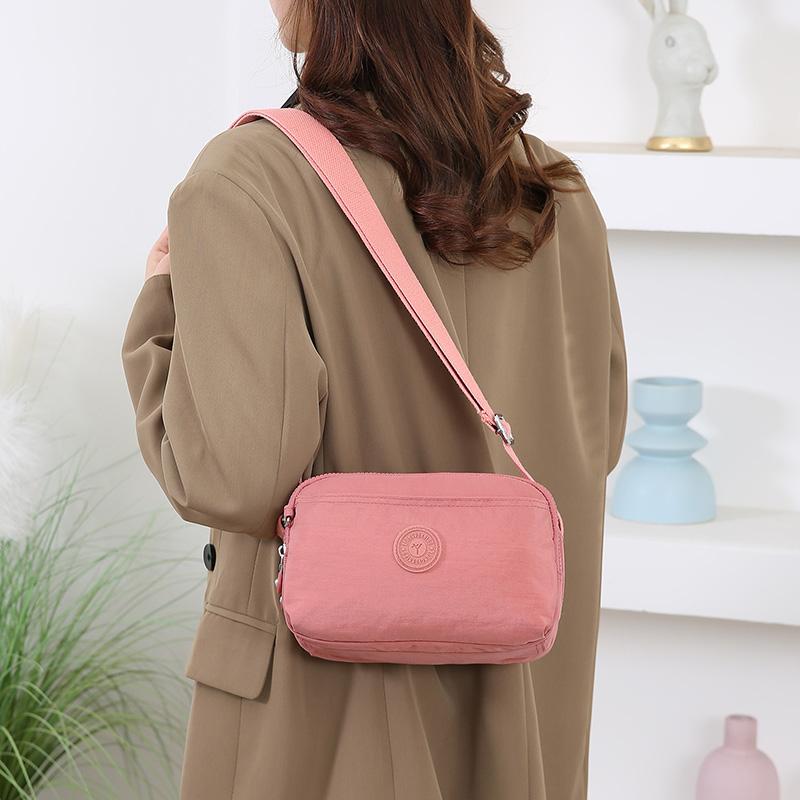 Nylonová crossbody taška s více kapsami, dámská lehká malá taška přes rameno