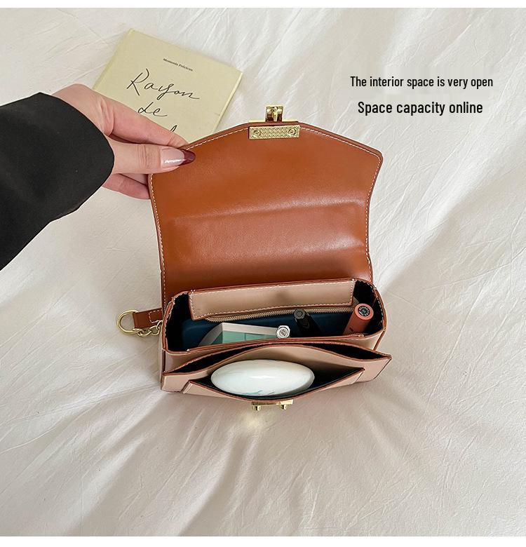 Retro Women's Crossbody Chain Bag - Small, Stylish, Versatile Square Shoulder Bag for Spring/Summer 2026