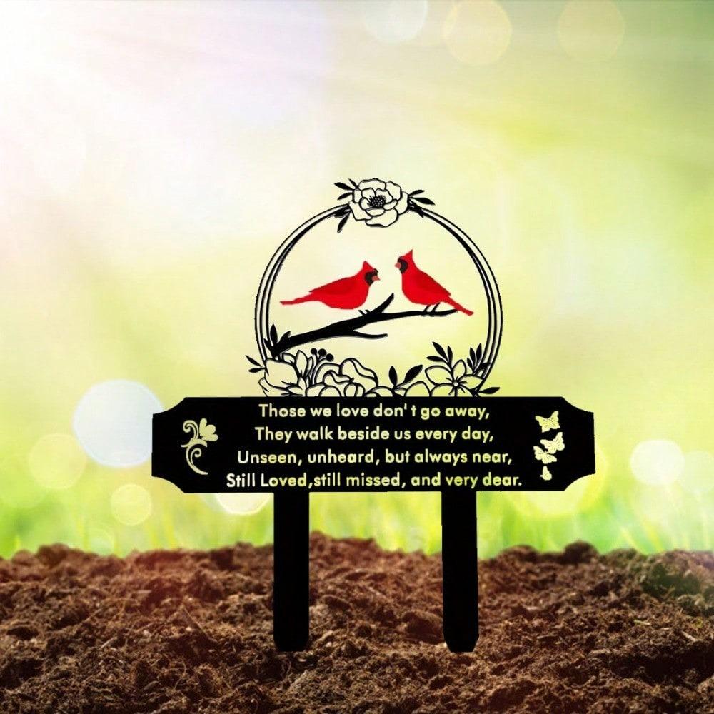 Black Metal Cardinal Memorial Stake, Garden Art Decor for Lawn, Courtyard, Outdoor Durable Plaque with Inspirational Quotes