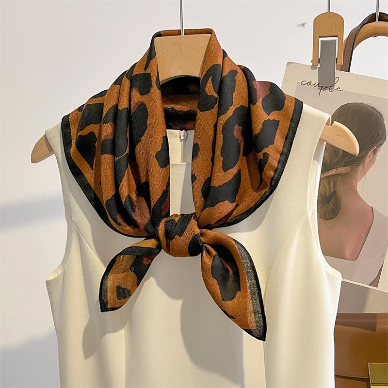 Ren Bomuld Dame Tørklæde Firkantet Foulard Dame Hals Hår Tørklæder Design Printet Hovedtørklæde Mode Pige Tørklæder 2023 Ny