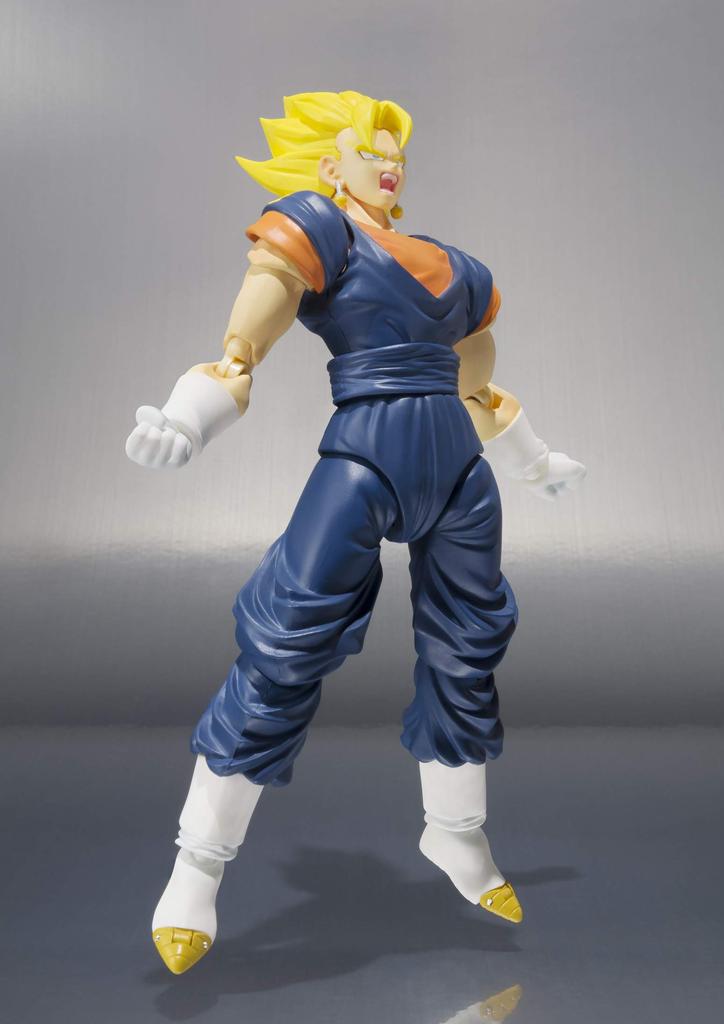 Bandai S.H. Figurearts Vegito Action Figure