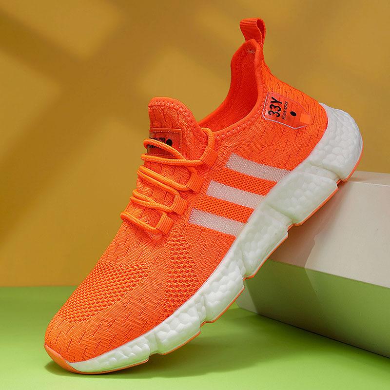 Velká velikost vysoce elastické prodyšné běžecké boty pánské popcornová podrážka pár sportovní a volnočasové boty trendy boty Jinjiang studené lepené boty