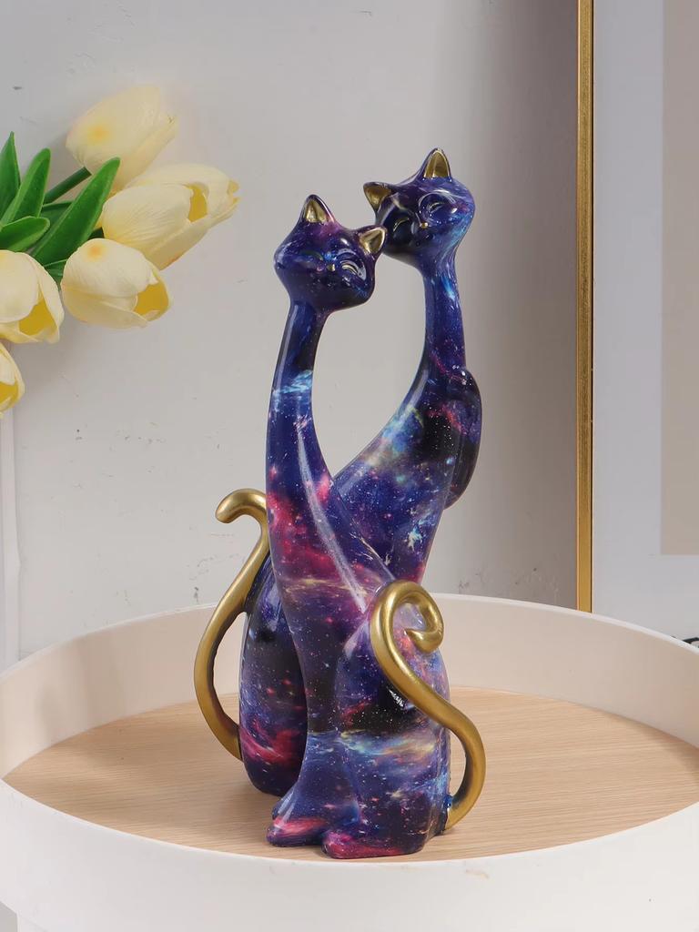 Creative Watercolor Couple Cat Sculpture Resin Material Home Decorative Artwork Bedroom Living Room Entrance Hallway Figurine