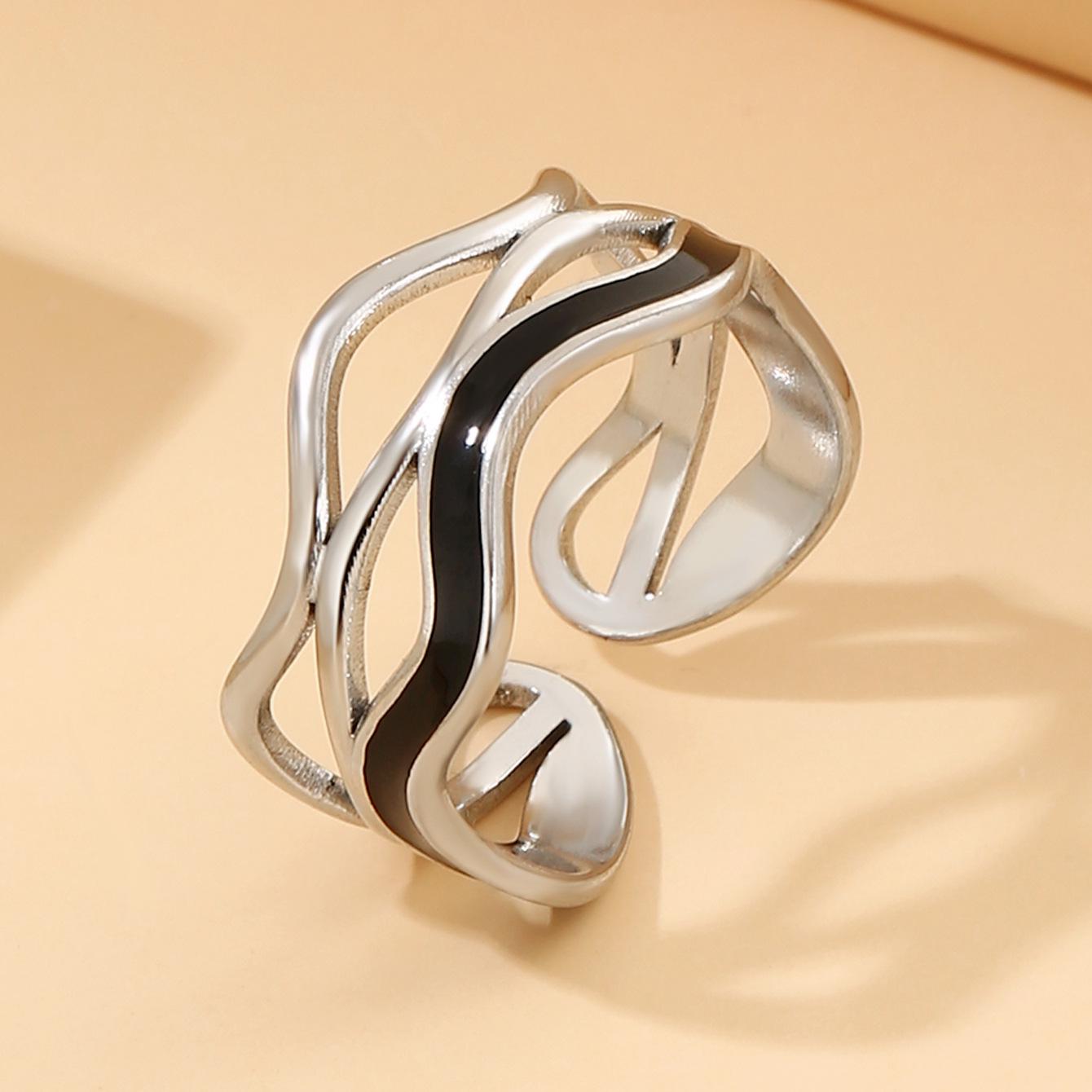 European-American Geometric Stainless Steel Ring: Geometric Lines, Epoxy Resin, Retro Design, Women s Open Adjustable, Vacuum-Plated Gold Jewelry.
