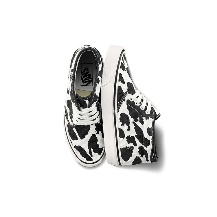 Vans Chukka 49 DX Comfortable Mid-Top Skate Shoes Unisex Sneakers Black White VN0A4BTI9GP