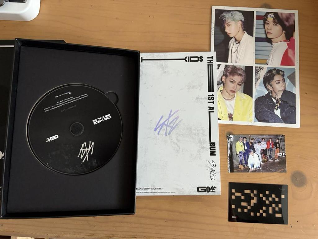 [USED] stray kids sukizu go live album first limited edition stray kids