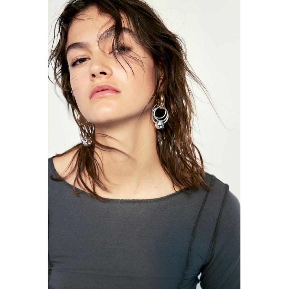 

Топ с длинными рукавами и оверлочным швом HM, темно-серый