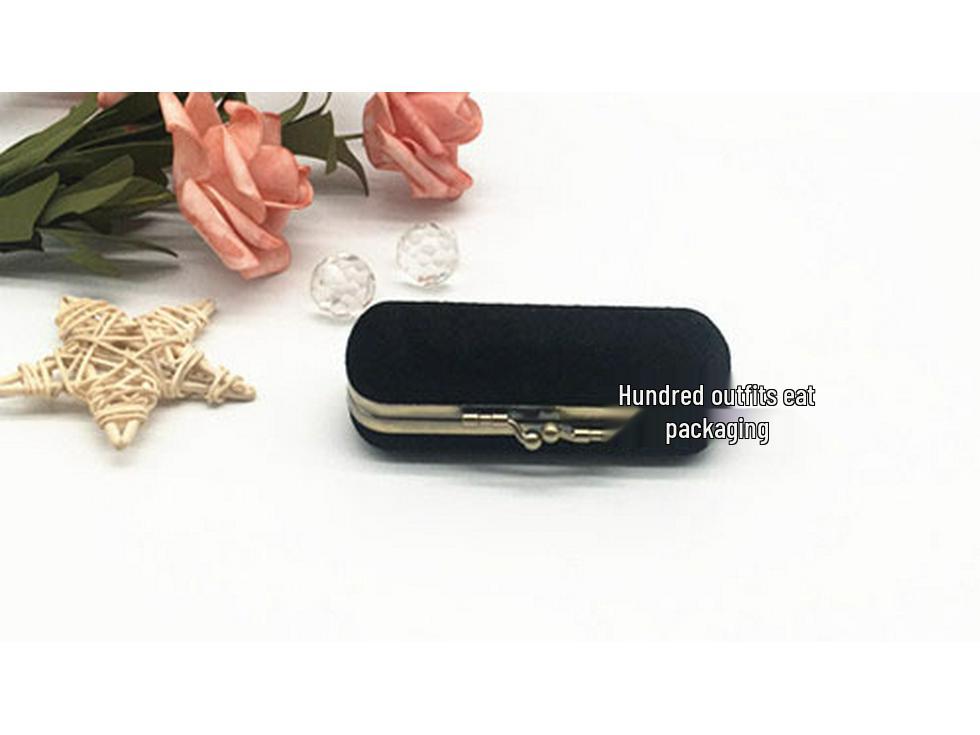 Creative Velvet Antique Bronze Clasp Lipstick Box with Mirror - Single Lipstick Storage and Gift Box