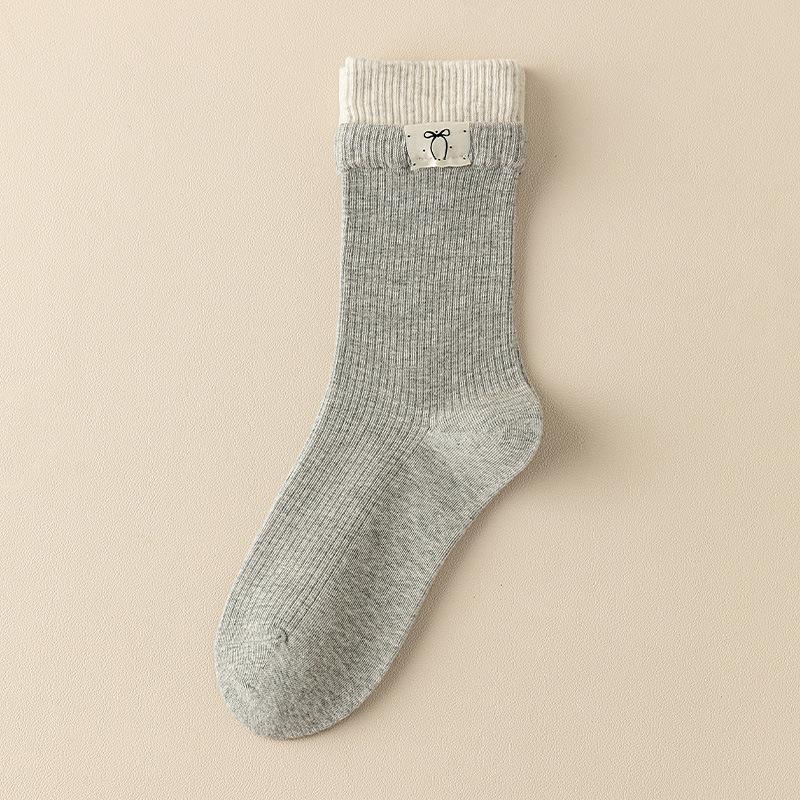 

25 носков до середины икры в корейском стиле - осенне-зимний антипиллинговый хлопок, двойная резинка, тканевая этикетка с японским бантом One Size светло-серый