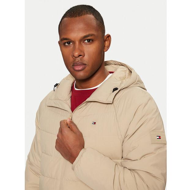 Зимняя куртка Tommy Hilfiger MW0MW37641 бежевого цвета, стандартный крой