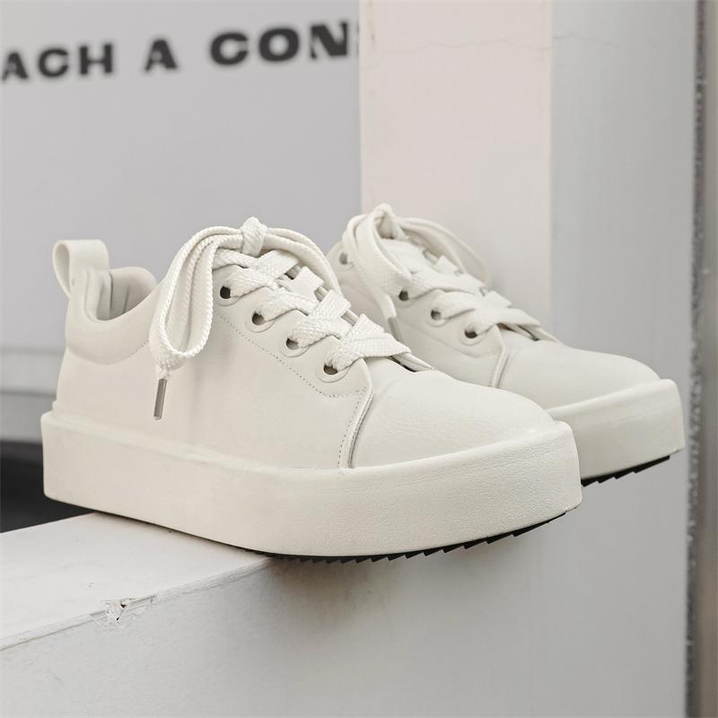 Fashion High Quality Thick Soled Height Increasing Fashion Board Shoes For Mens Casual Leather Outdoor Antiskid Lace-Up Walking Shoes