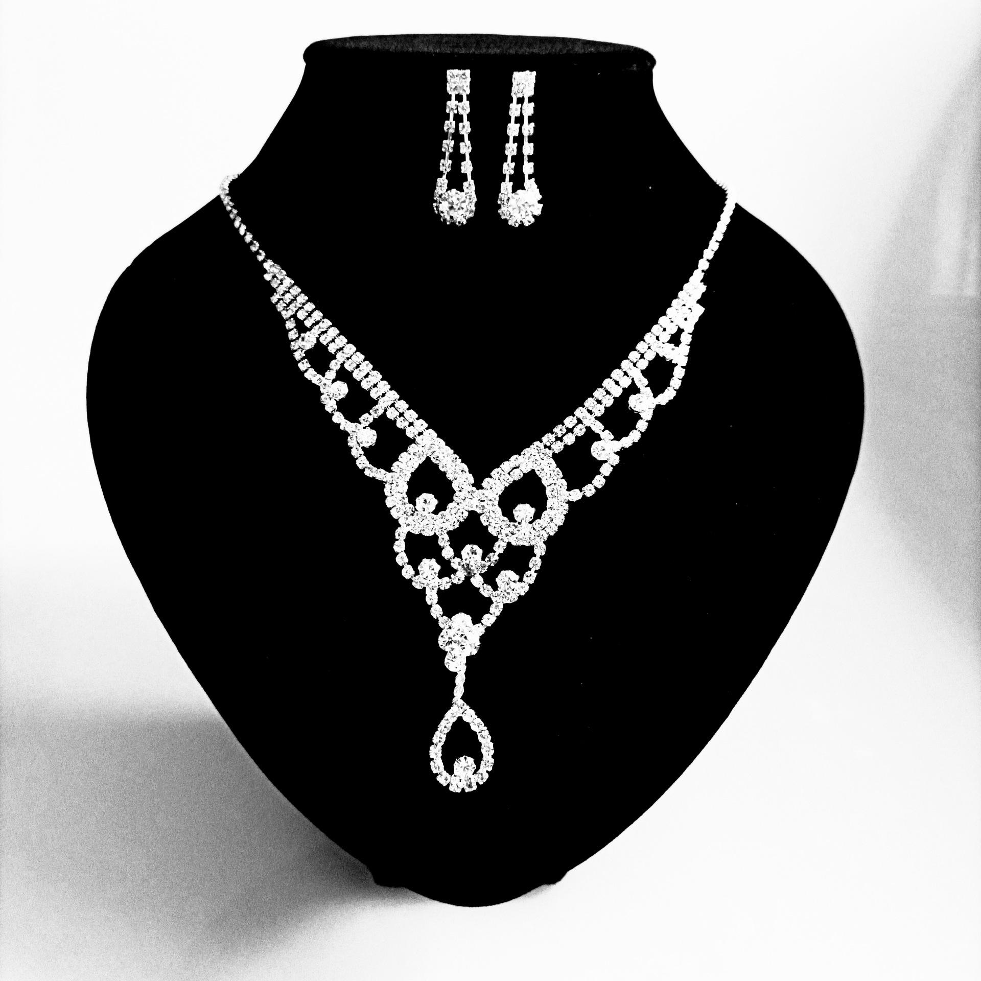 Buy Bridal Necklace Jewelry Two-Piece Set Rhinestone Claw Chain Jewelry Set