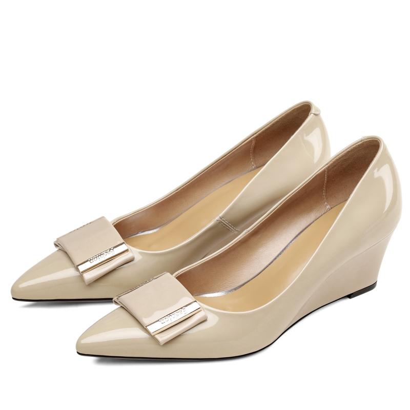 

Elegant Wedge High Heels Shoe For Women Genuine Leather Luxury Buckle Pointed Pumps Wedges Nude Black Party Wedding Office Shoes 39 тілесний