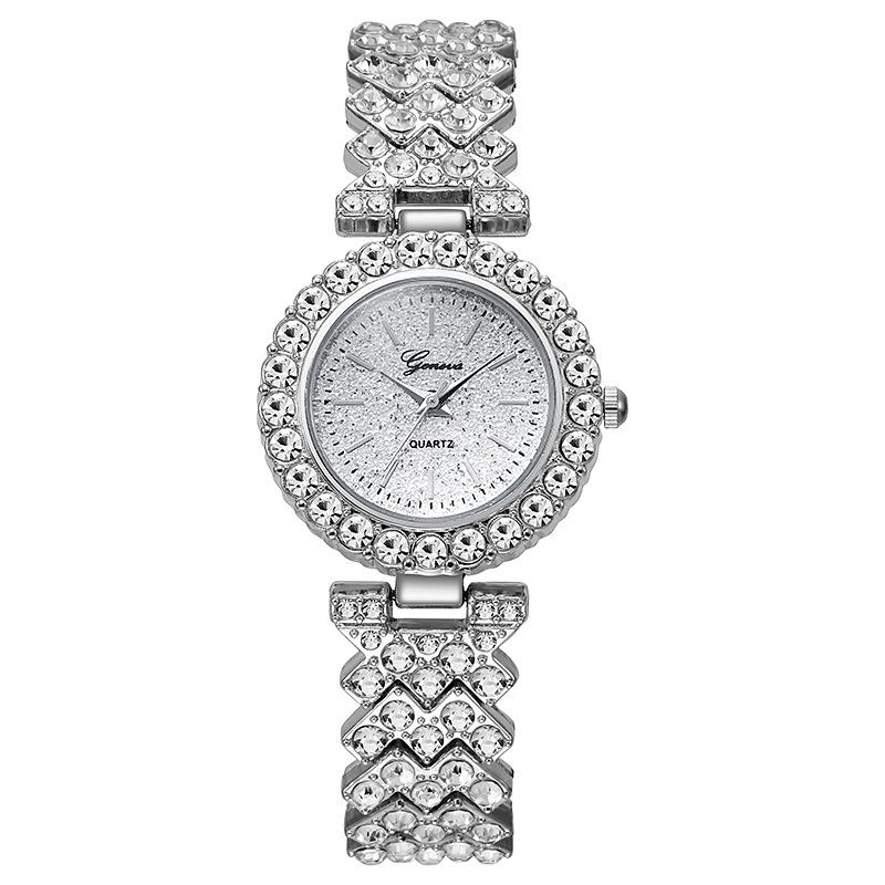 

Модные женские кварцевые часы «Звездное небо» 2024 года с римскими цифрами и бриллиантовыми акцентами серебряный