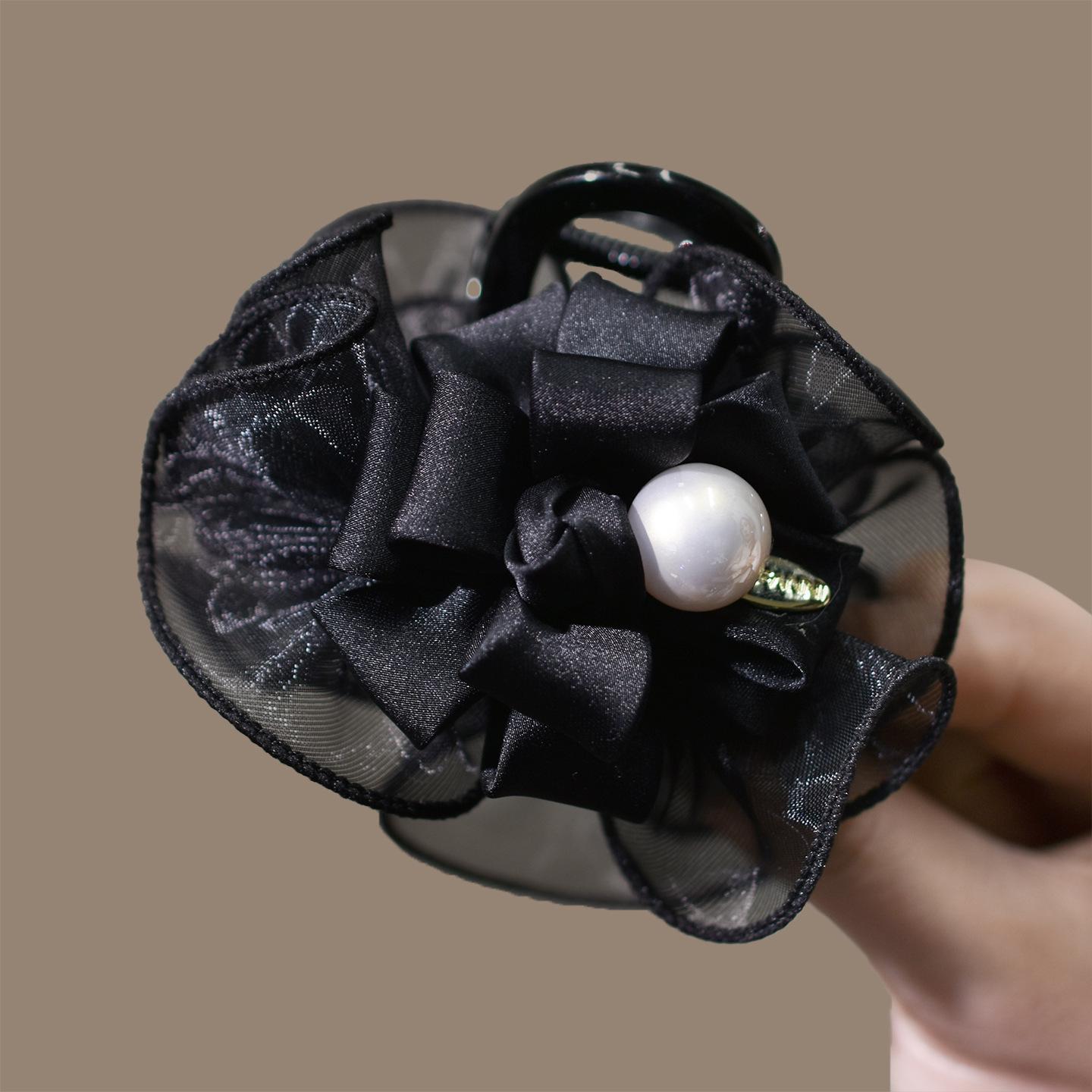 

Spring/Summer Elegant Mesh Flower Beaded Hair Claw Clip for Women