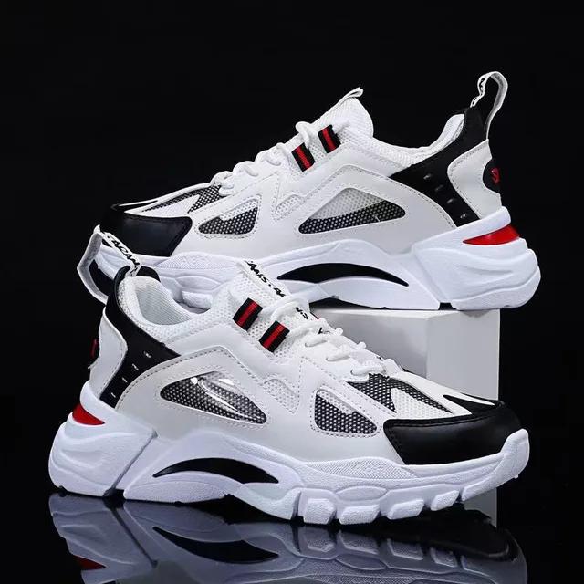 Men's Sports Shoes Spring New Mesh Breathable Casual Sports Shoes Fashionable Thick Soled Lightweight Running Shoes