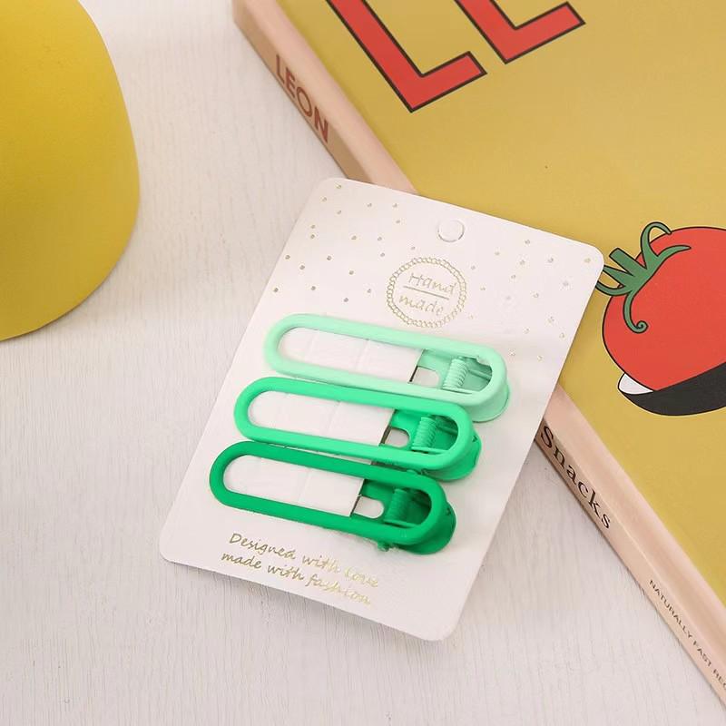 Dopamine Korean Minimalist Milk Coffee Hairpin for Women - Seamless Edge Side Bangs Clip for Frizzy Hair