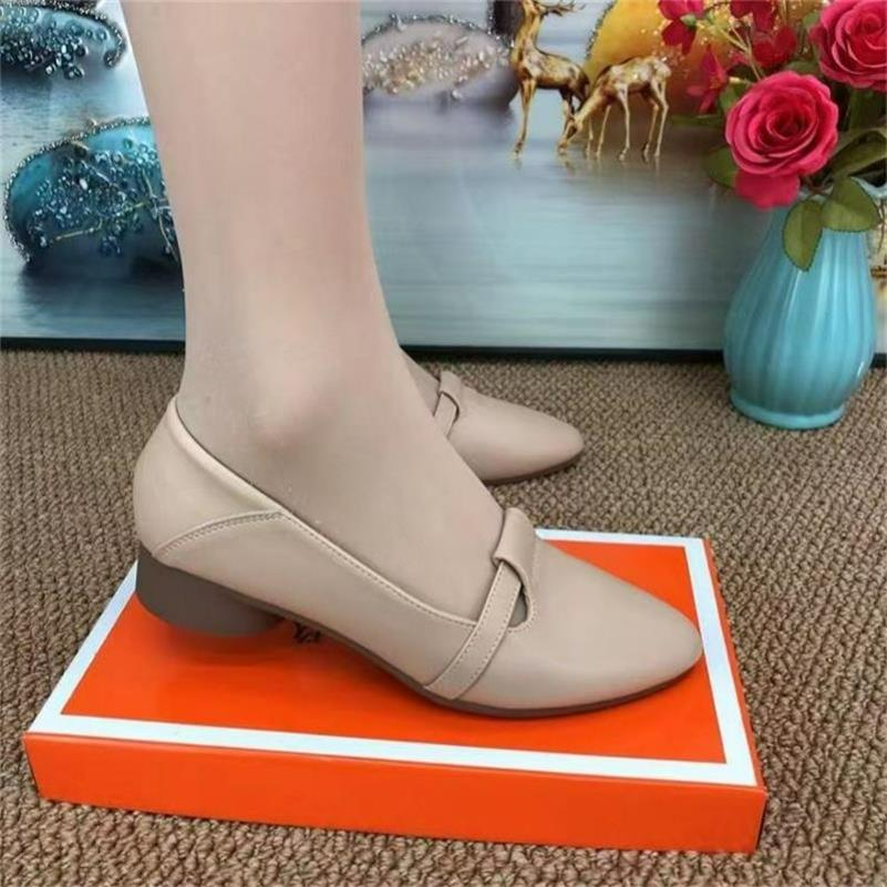 Low-heeled Shoes, Fashion Single Shoes, Comfortable Soft-soled Temperament, All-match Work Shoes, Low-heeled Shallow-mouthed Mother's Leather Shoes