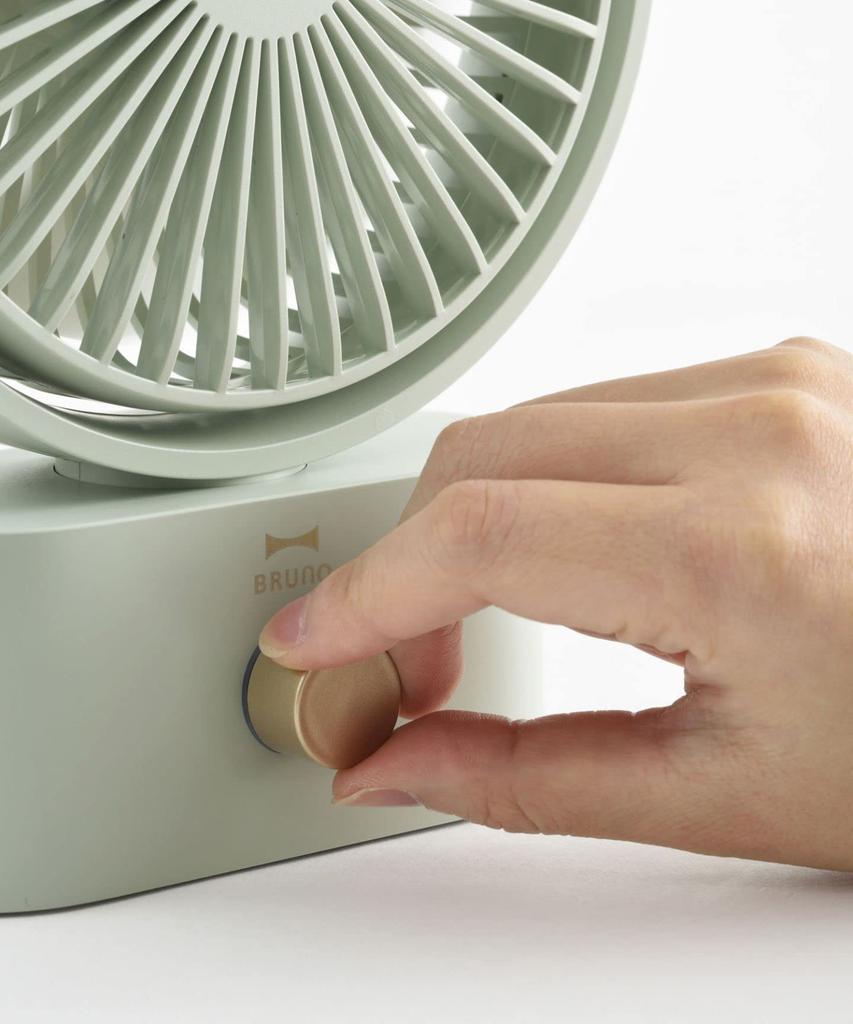 BRUNO Bruno Desktop Fan, Quiet, Oscillating, Compact, Portable, Swinging Desk Fan, Green, BDE061-GR