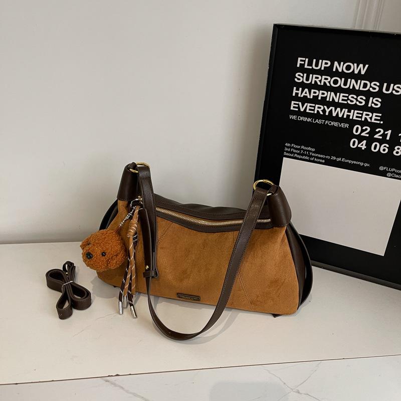 Retro niche simple bag new winter messenger bag casual and fashionable women's shoulder armpit bag