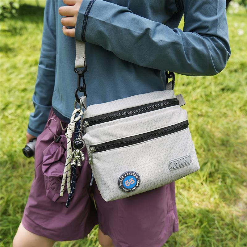 Water-repellent Outdoor Crossbody Bag Lightweight Shoulder Bag Commuter Small Square Bag